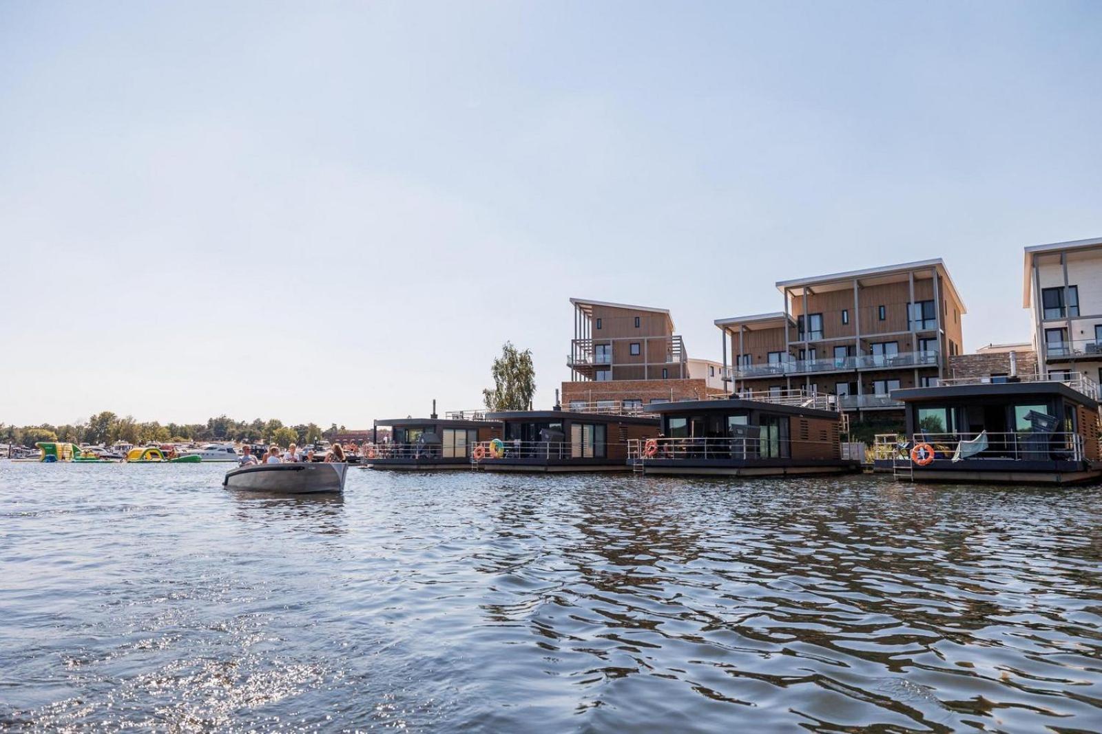 Vakantie & Resort Leukermeer Well  Екстер'єр фото