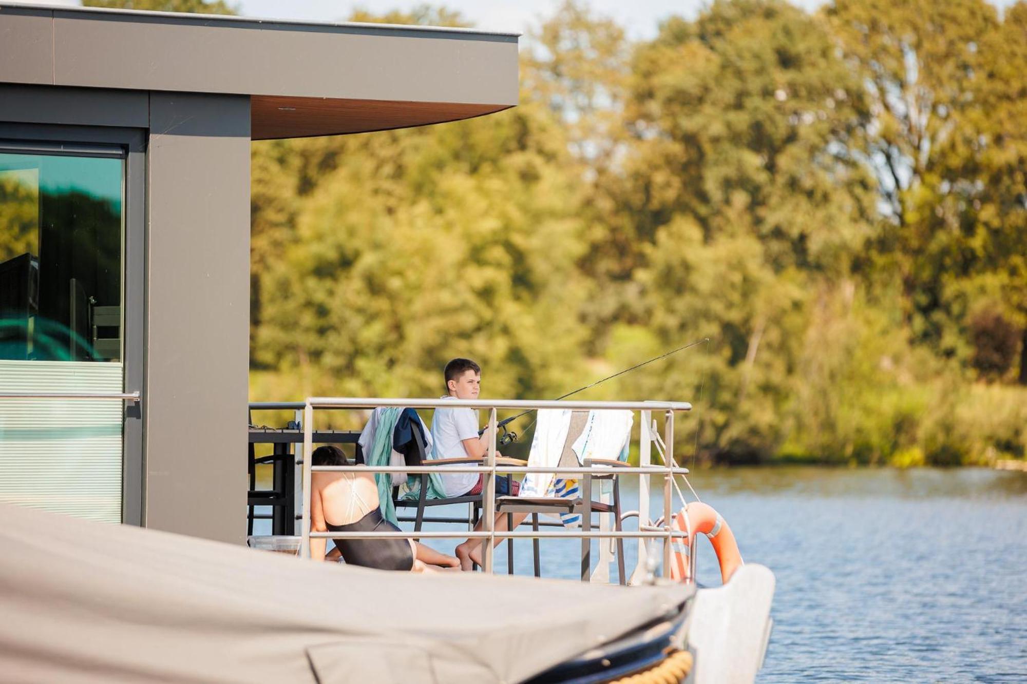 Vakantie & Resort Leukermeer Well  Екстер'єр фото