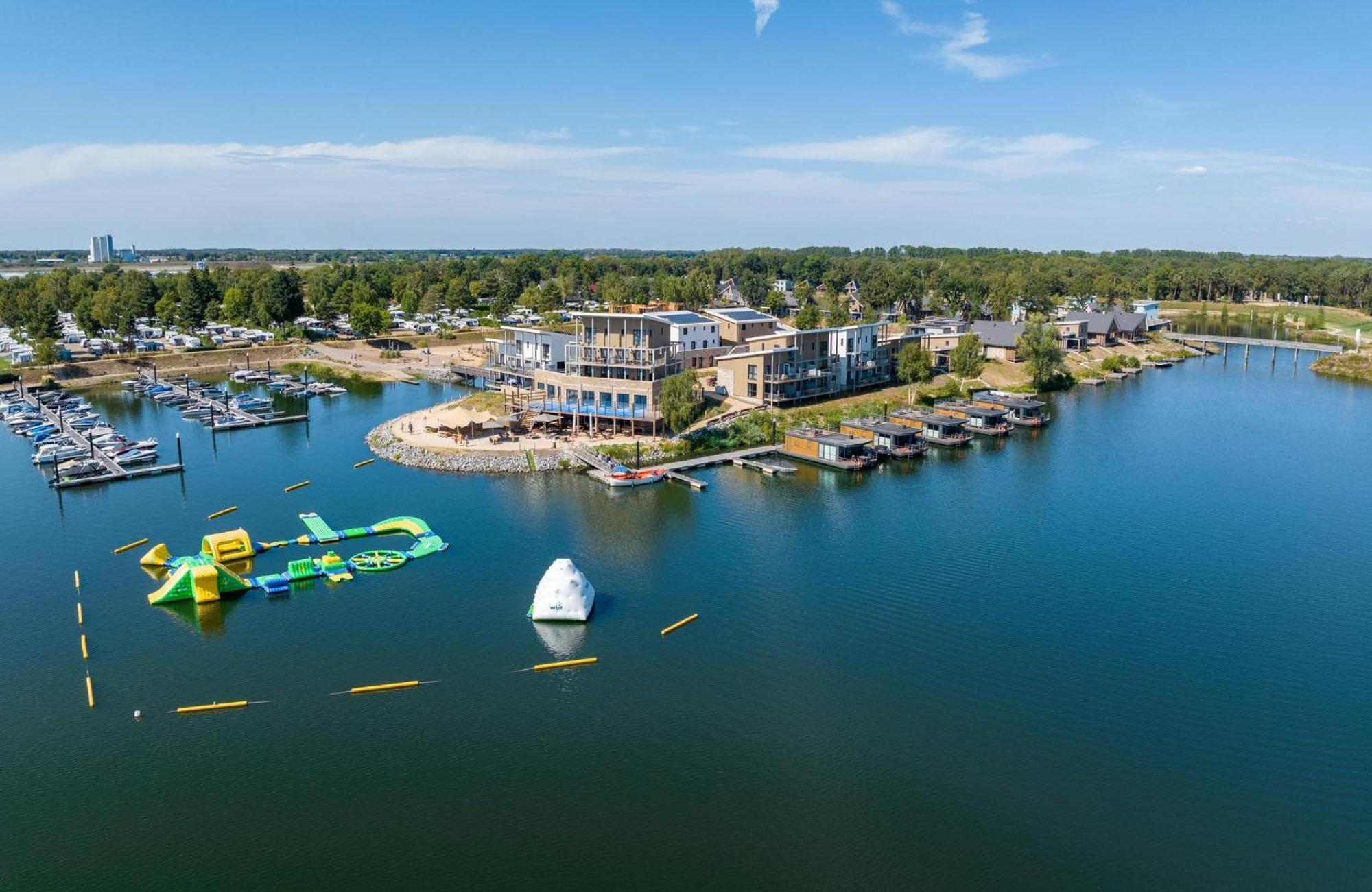 Vakantie & Resort Leukermeer Well  Екстер'єр фото
