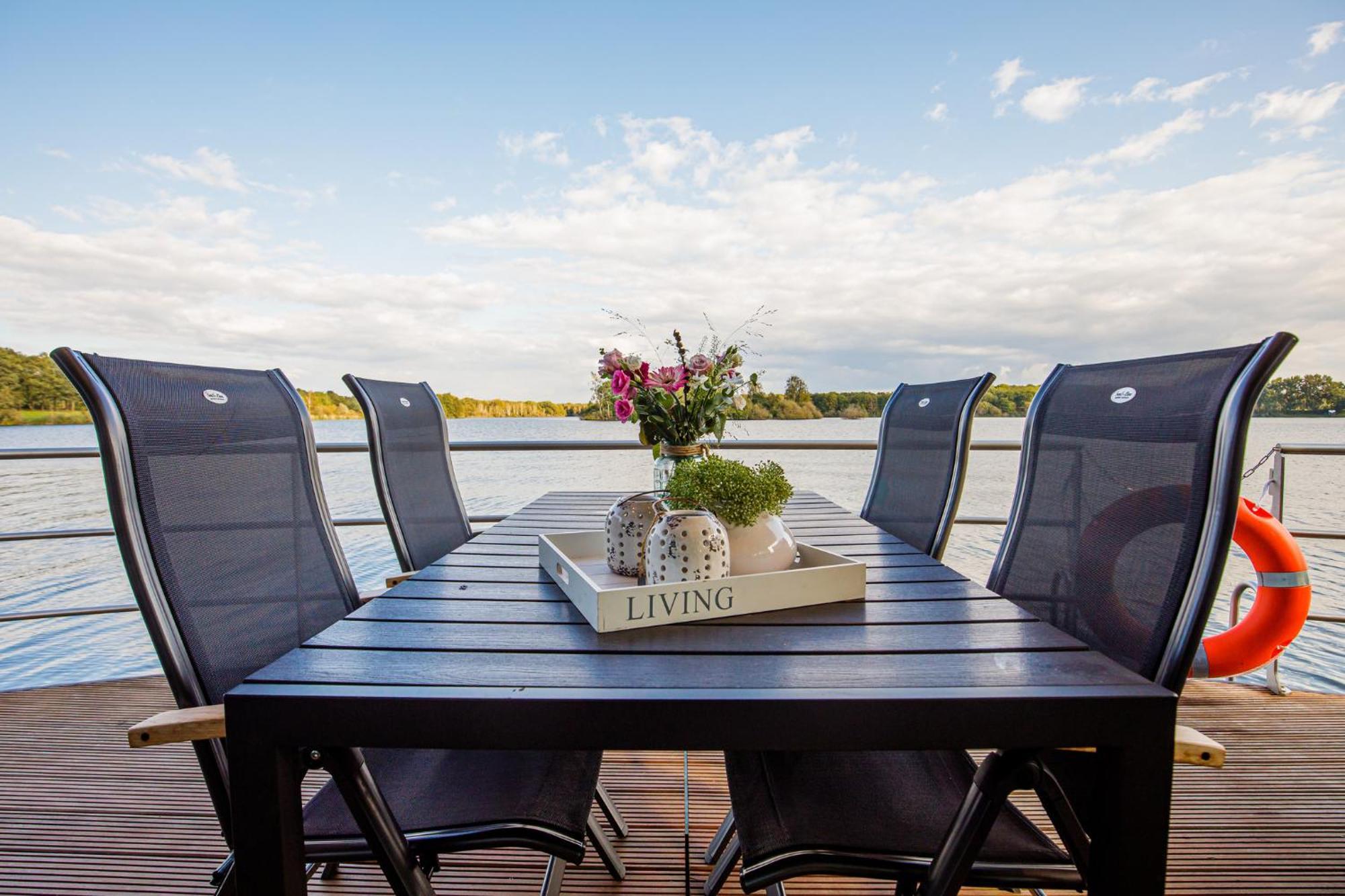 Vakantie & Resort Leukermeer Well  Екстер'єр фото